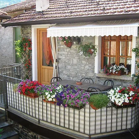 Διαμέρισμα House Cristina *